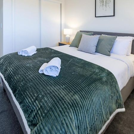 1 Bedroom 1 Bath, Executive Escape, Northlands Mall 크라이스트처치 외부 사진