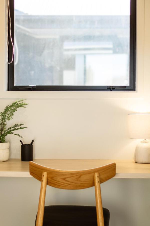 1 Bedroom 1 Bath, Executive Escape, Northlands Mall 크라이스트처치 외부 사진
